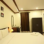 Motel La Grandeur